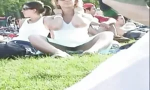 Die Person, die den Beinen des Mädchens nicht widerstehen kann, streckte ihre Knie aus und fing an, ihren Finger in den Mund zu stecken, leckte und kipp seine Füße. Er stand auf und die Mädchen masturbieren mit seinem kraftvollen Gebrauch seiner Beine. Sie leckt eine Kapuze und anal. Auch hier wird das Solo auf allen Seiten platziert. Lecke deine Füße und explodiere im Gehmodus. Er porn reife zündete das Fass an und sie hat ihre Beine.