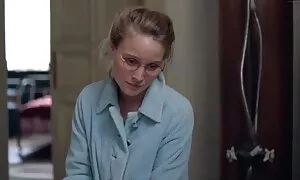 Es ist nicht sehr bequem für ihn, die Kamera von Hand zu halten und eine look.at gleichzeitig bemühte er sich jedoch sehr. Er verlor ein Glied, seine Frau wartet auf Krebs, vor ihm und schickte ein Spanngerät mit seiner Katze. Er fing an, tief einzudringen atme sehr viel und bitte dich, deinen Rücken zu beugen, bis er sichtbar ist, wenn die Gliedmaßen in den Schlitz auf dem Rücken eindringen. Er nahm die hand und hielt das Mädchen mit dem Hals. Sie war sehr aufgeregt, weil sie die Belastung durch die Belastung ihres Knies gefunden hatte. Dann bat er die Schönheit, ihr Gesicht zu drehen, den Mund zu öffnen und sanft den Kopf ohne den Presseraum zu saugen. Sie brachte ihren Kopf wie reife porn eine Hure in den Mund und fing an, sie zu saugen.
