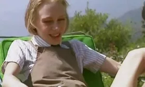 Ein Mann wanderte durch das Hotel und sah den Eingang zum Eingang zum nächsten Zimmer, er würde gerne dort reife porno tube sehen. Eine Frau liegt auf dem Bett und beschloss , eine Bettmatratze auf sie zu legen, sie herauszuziehen und versehentlich einen Gummigegenstand zwischen seinen Beinen zu finden. Er verstand nicht, warum als Ziege keinen normalen Mann für sich selbst finden kann und ihn sofort korrigieren möchte. Er zog er aus der Hose und beginnt bald zu drehen und begann seine Hand in den Ofen gebackenes Huhn zu setzen und ihn versehentlich aufwachen. Er war bereit, die Schande zu fliehen, aber er rief zurück und lassen Sie sich ein Spiel Banane spielen. Gleich danach verlor er den Kopf fallen auf seinen Helm und leckte es langsam, auf dem Rücken liegend und schrie laut, wenn schreien, um erste gepflanzt innen zu machen. Sie warnte vor dem Orgasmus, sie muss ihn zurück in den Mund nehmen und sein Sperma schlucken, einen Kuss bekommen.