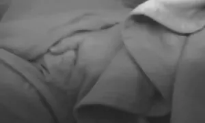 Ein blondes Mädchen sitzt auf einem Stein, hinter einem Baum, um sich darauf vorzubereiten, auf die Toilette zu gehen. Aber für Anfänger habe ich beschlossen, mich komplett reife frauen porno tube auszuziehen. Die Mädchen erkennen, dass starke Winde ein paar Tropfen in das Essen fallen lassen und es versehentlich benetzen können. Ich Split Button Shirt und entfernte sie, bis der Hals noch in meinem Nacken. Er legte es ab, öffnen Sie den Gürtel und heben Sie sich fit. Ich habe das Kommando losgeworden . ards in Weiß, saß am Rand des Steins und zog meine Shorts beiseite, und aus einer winzigen Höhe fing ich an, auf den Boden zu schreiben.